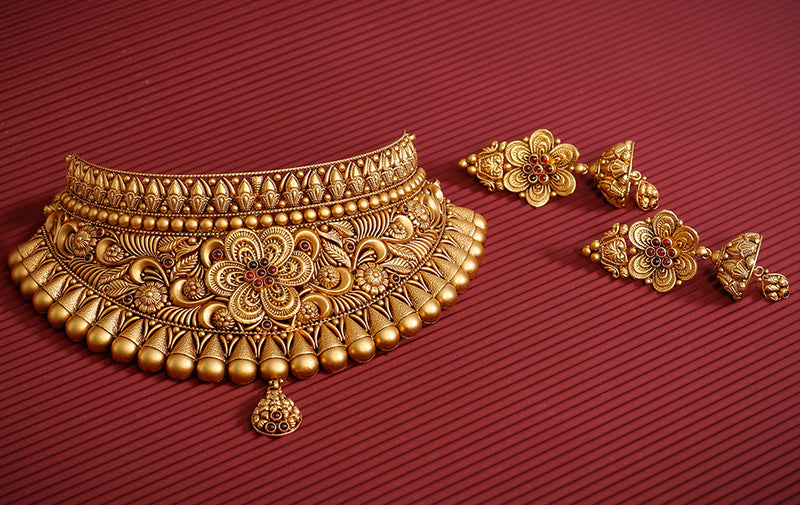 The Evolution of Indian Jewelry Design: From Traditional to Modern