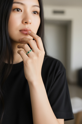 Emerald Diamond Band