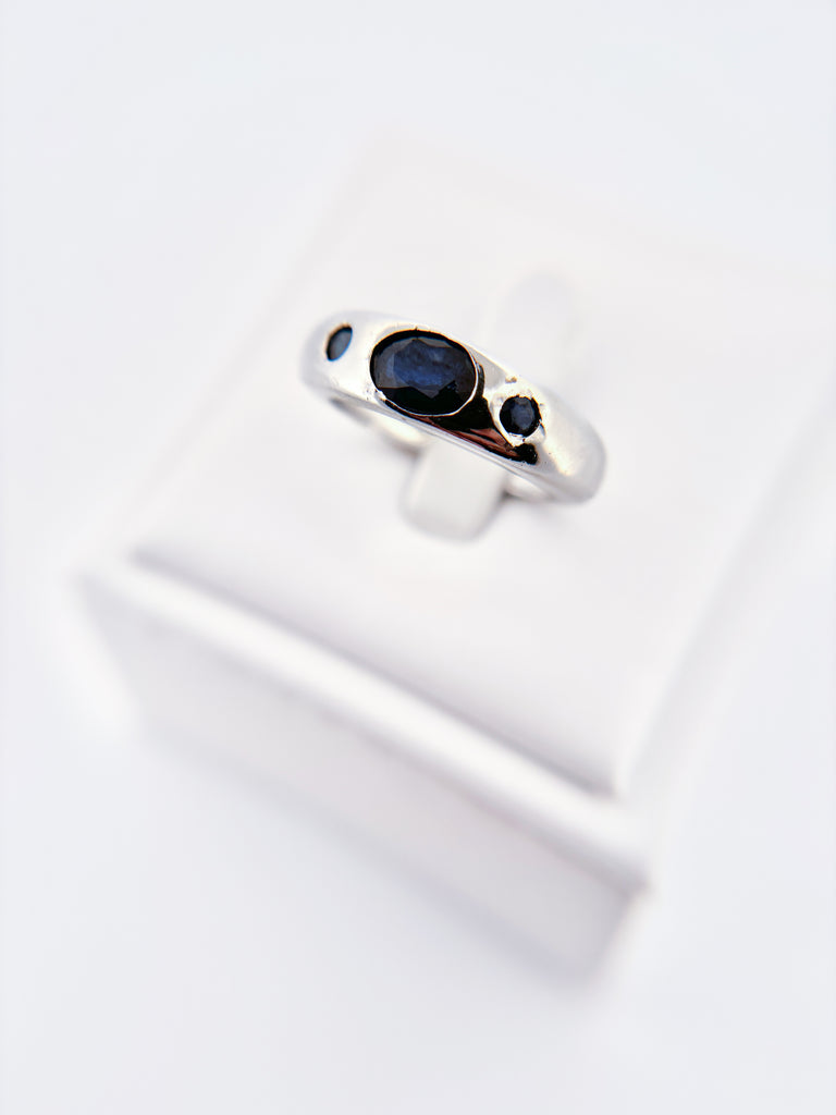 Sapphire Eye Band