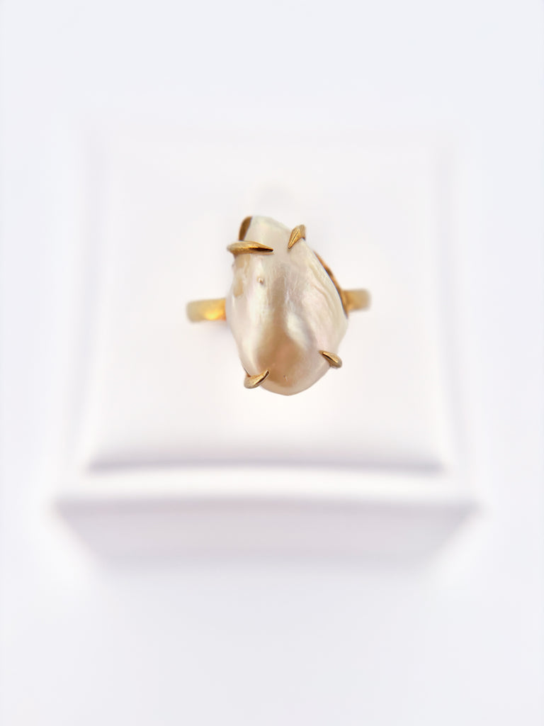 Baroque Pearl