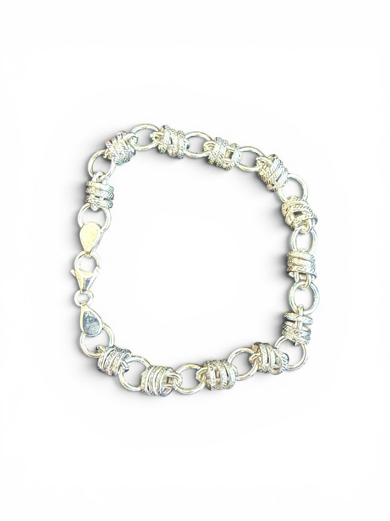 Rajsi Knot Link Bracelet