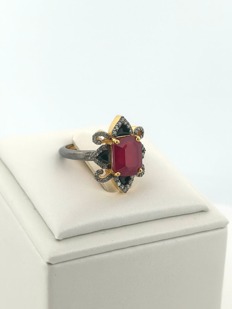 Imperial Ruby Crest
