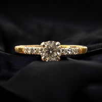 Engagement Ring Solitaire; 18 K G