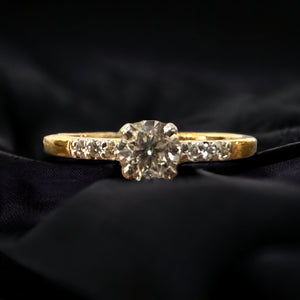 Engagement Ring Solitaire; 18 K G