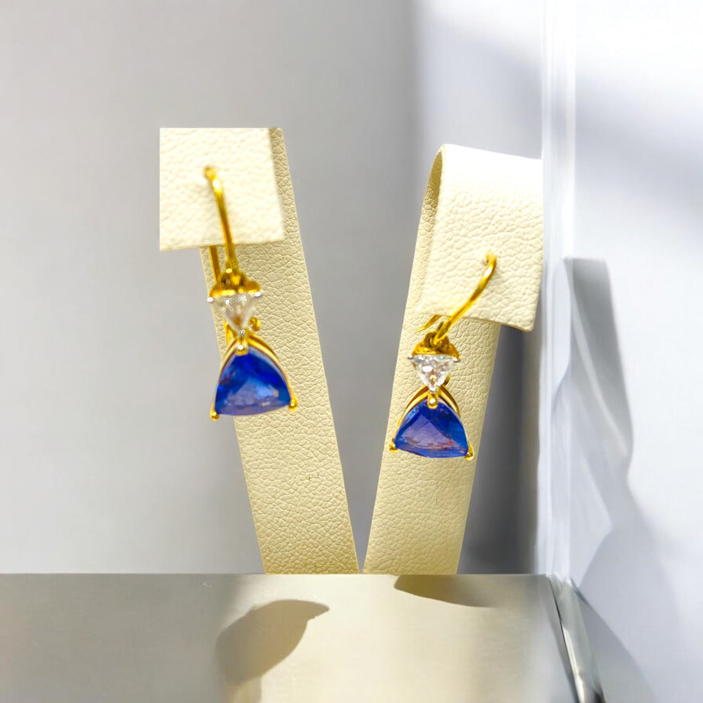 Tanzanite & Diamond Earring