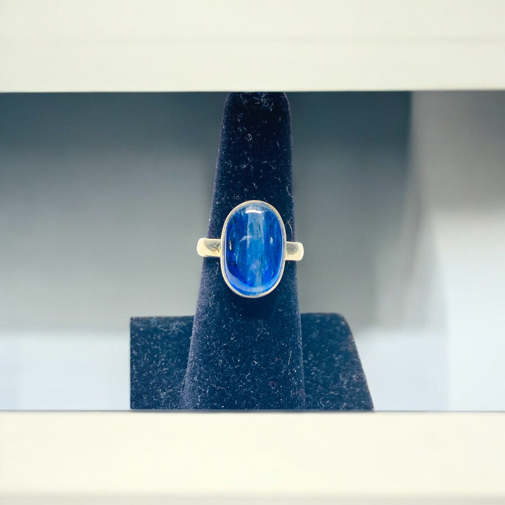 Oval Kyanite