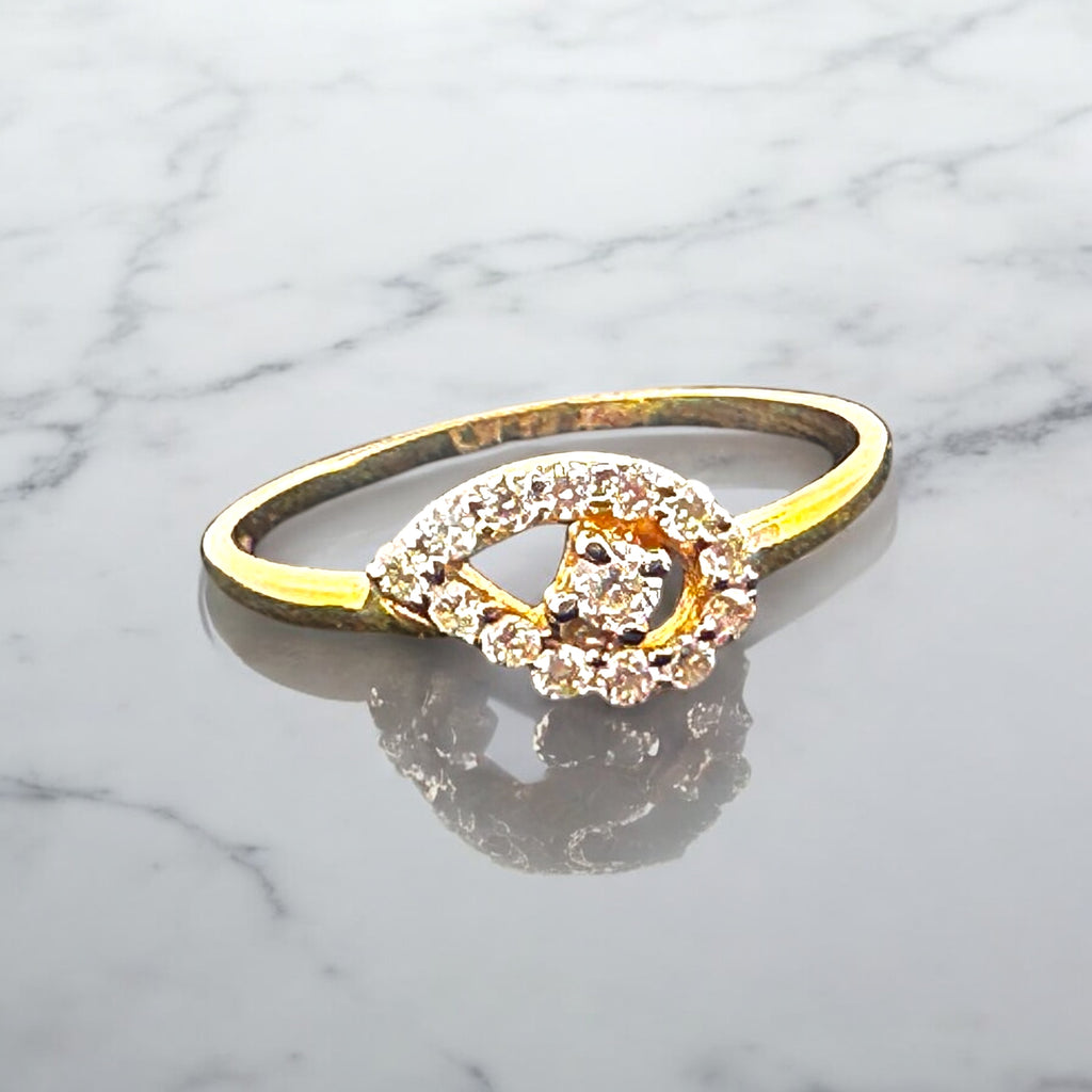 Diamond in Pear