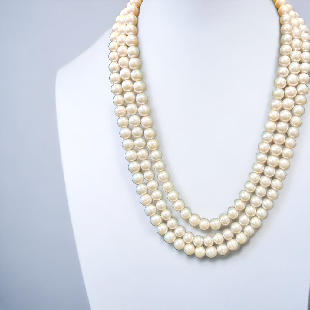 3 Strands of Pearls