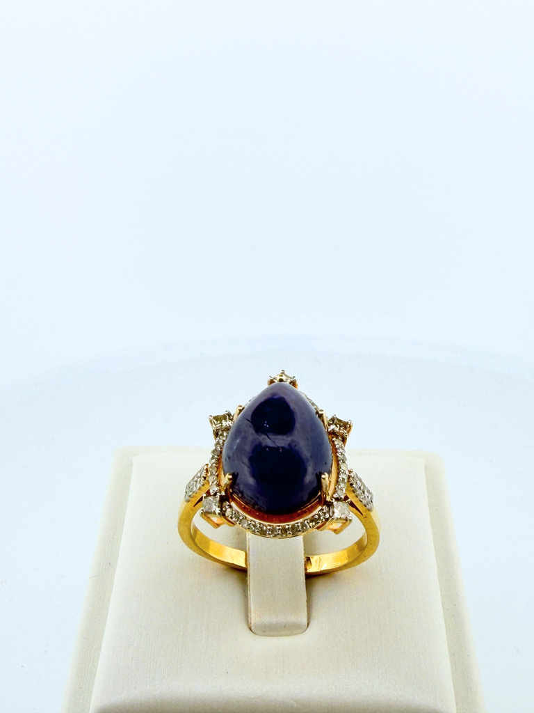 The Violet Maharani — Tanzanite & Diamond Ring