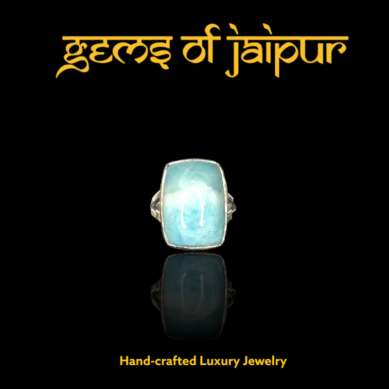Larimar Square